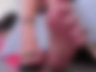 Live cam show with clarisse28 - Latex on Camsoda
