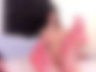 Live cam show with clarisse28 - Public on AdultVida.com