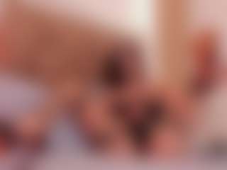 clarisse28's Live Sex Cam Show