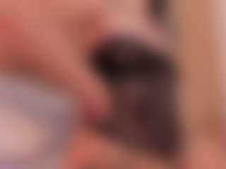 clarisse28's Live Sex Cam Show