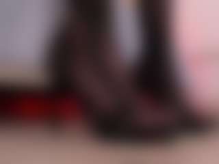 clarisse28's Live Sex Cam Show