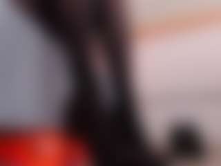 clarisse28's Live Sex Cam Show