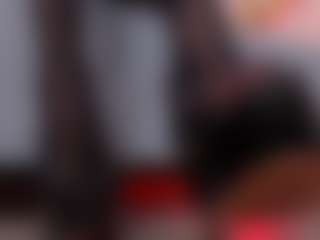 clarisse28's Live Sex Cam Show