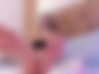 clarisse28's Live Sex Cam Show
