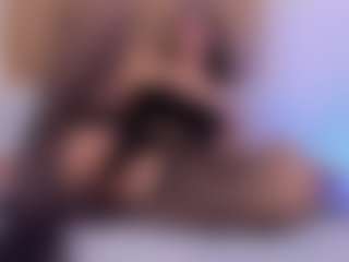 clarisse28's Live Sex Cam Show