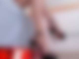 Live cam show with clarisse28 - Latex on liverealitysex.com