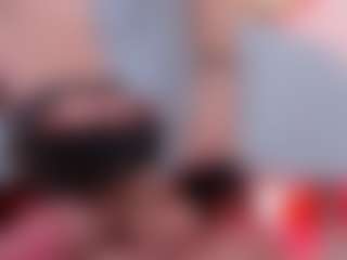 clarisse28's Live Sex Cam Show