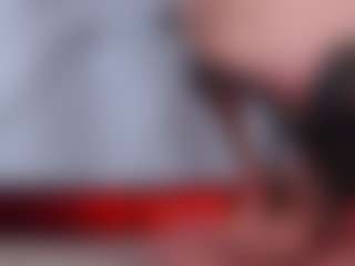 clarisse28's Live Sex Cam Show