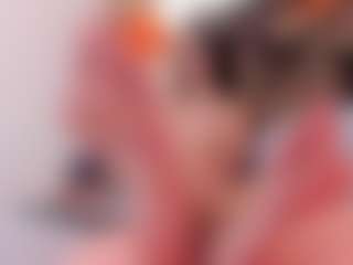 clarisse28's Live Sex Cam Show
