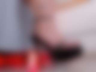 Live cam show with clarisse28 - Sexy on Dare Cams