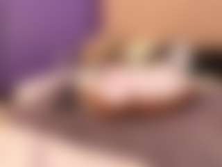 LittleeCherry's Live Sex Cam Show