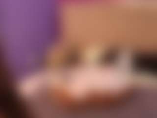 LittleeCherry's Live Sex Cam Show