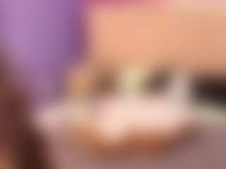 LittleeCherry's Live Sex Cam Show
