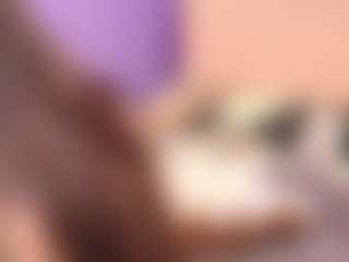 LittleeCherry's Live Sex Cam Show
