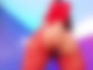 LittleeCherry's Live Sex Cam Show