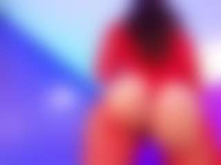 Live cam show with LittleeCherry - Latina Petite on Uber Horny | colombia