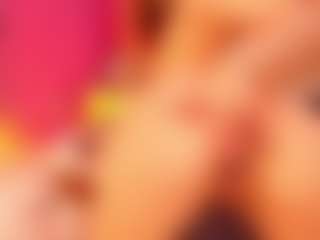 LittleeCherry's Live Sex Cam Show