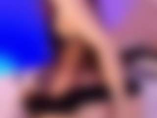 LittleeCherry's Live Sex Cam Show