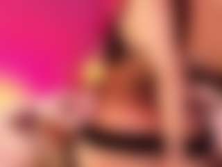 LittleeCherry's Live Sex Cam Show