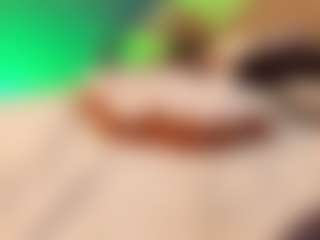 LittleeCherry's Live Sex Cam Show