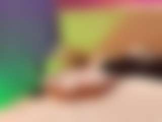 LittleeCherry's Live Sex Cam Show