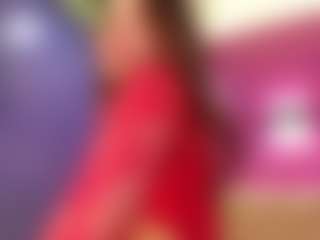 Spettacolo in cam dal vivo con LittleeCherry - Young Adult su Camsoda