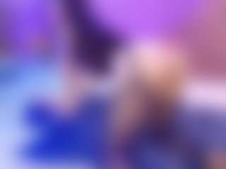 LittleeCherry's Live Sex Cam Show