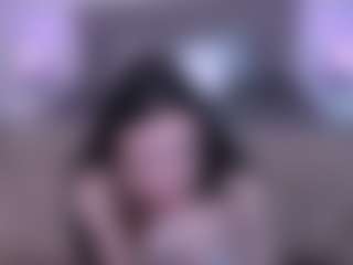 Live cam show with NikkiGoldSide - Tiny Tits on live18s.com
