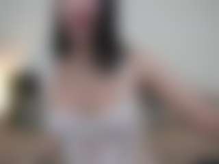 NikkiGoldSide's Live Sex Cam Show