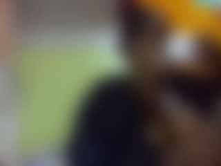 Live cam show with sauccyspoilage - Ebony on MyBangCams