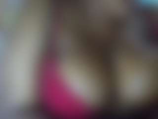 Live cam show with sauccyspoilage - Thick on Uber Horny