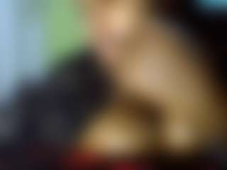 Spettacolo in cam dal vivo con sauccyspoilage - Ebony su Camsoda | kenya