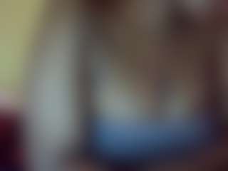 Live cam show with sauccyspoilage - Fingerass on TeamSkeetLive