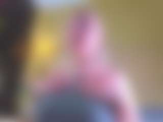 Live cam show with Debbie - Big Ass on Uber Horny