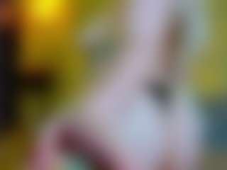 Live cam show with Debbie - Joi on Hubzter Live