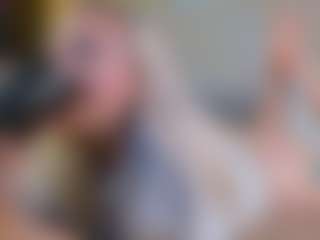 Live cam show with Debbie - BBW on fapnchat