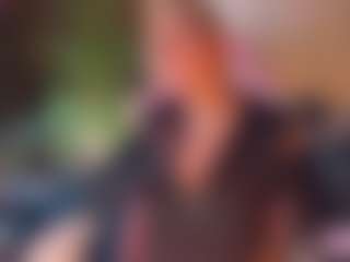 Live cam show with Debbie - Sph on Soda Cam