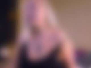 Live cam show with Debbie - BBW on TottyGirls