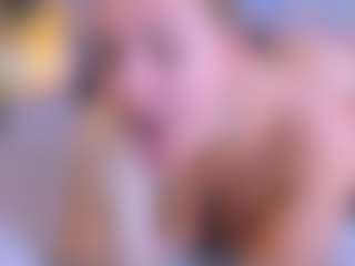 Live cam show with Debbie - Ass Bouncing on Camsoda