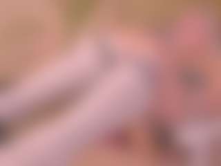 Live cam show with Debbie - Camel Toe on AdultVida.com