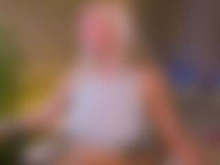 Live cam show with Debbie - Sph on Soda Cam