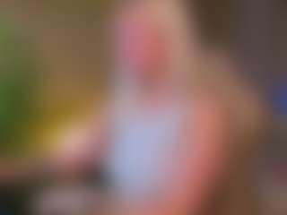 Live cam show with Debbie - Dildo Or Vibrator on liverealitysex.com