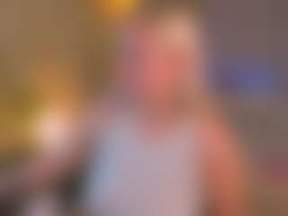 Live cam show with Debbie - Blonde Hair Blowjob on Fling VIP Chat