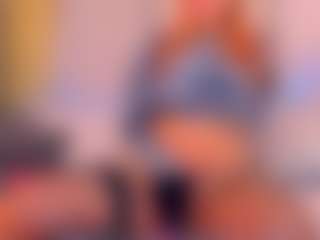 Live cam show with Debbie - Blonde Hair on milfzrlive.com