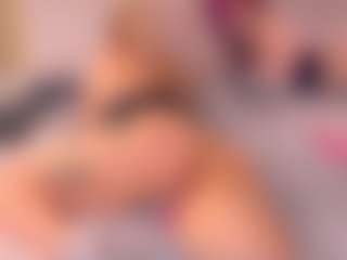 Live cam show with Debbie - Twerk on Camsoda