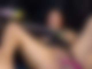 Live cam show with erika-ortiz - Spanks on Camsoda