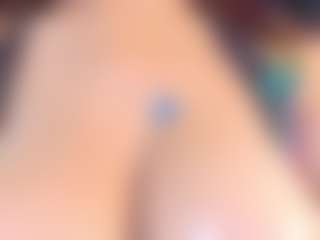 Live cam show with erika-ortiz - Creampie on Milfs Live