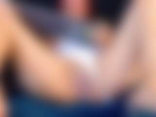 Live cam show with erika-ortiz - Ebony on Fling VIP Chat | colombia