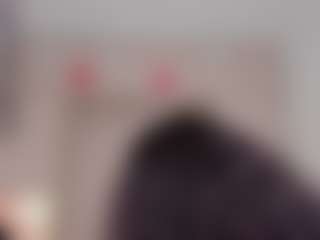 Live cam show with Jade Moller - Ebony on Fling VIP Chat