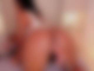 Live cam show with Jade Moller - Ebony on TeamSkeetLive | colombia